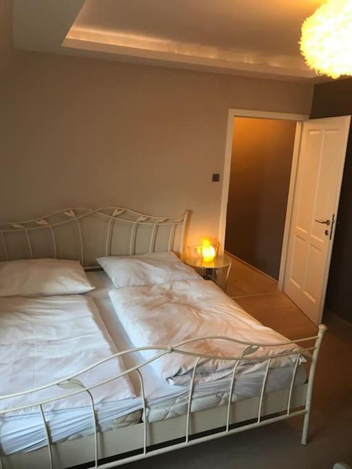 Lt Superior Location * Wien
